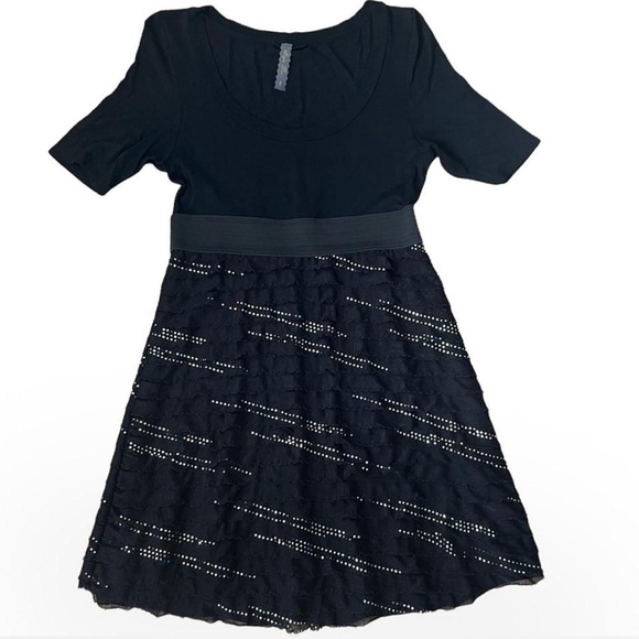 Black Ruffle Dress 2000s - Picture 5 of 7